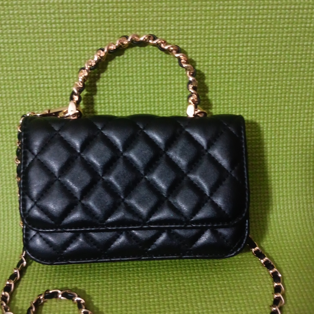 Urban Expressions Black Quilted Mini Bag